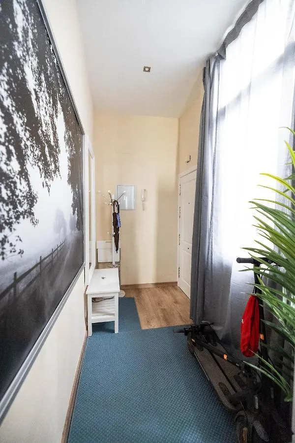 Shiny Mik Super Family Apartment Malaga 0*,
