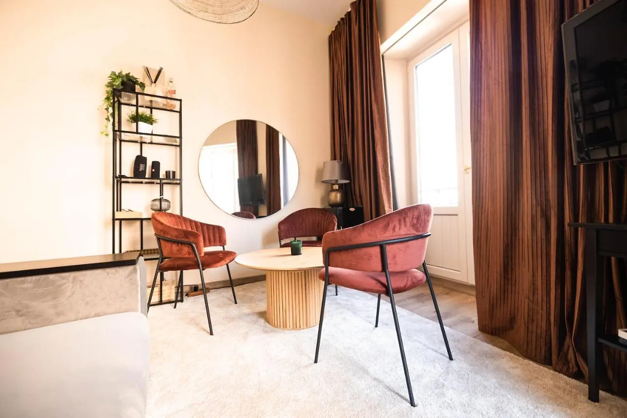 Shiny Mik Super Family Apartment Malaga 0*,
