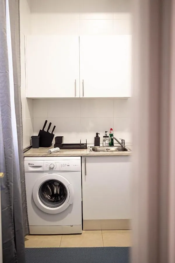 Shiny Mik Super Family Apartment Malaga