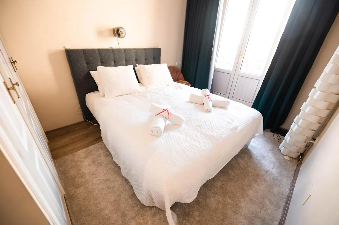Shiny Mik Super Family Apartment Malaga Spain